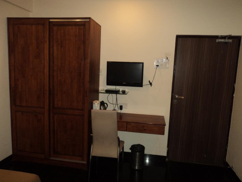 Hotel Q Deck Bombaj Pokoj fotografie